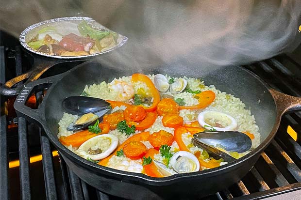 コシヒカリを使ったパエリア